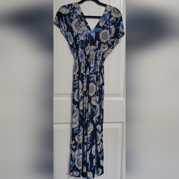 Dresses & Skirts - COPY - New blue sunflower spring dress